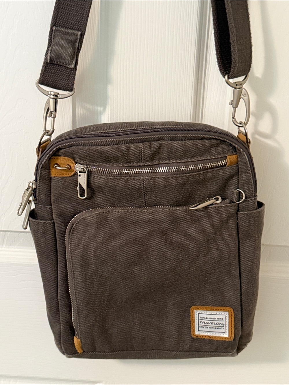 Travelon Compact Crossbody Bag in Dark Grey